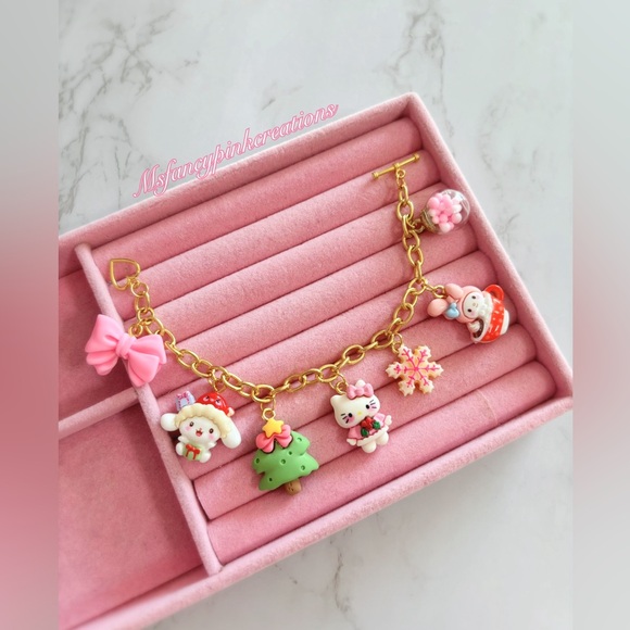 A Hello Kitty Christmas Gold Plated Charm Bracelet - Picture 2 of 2